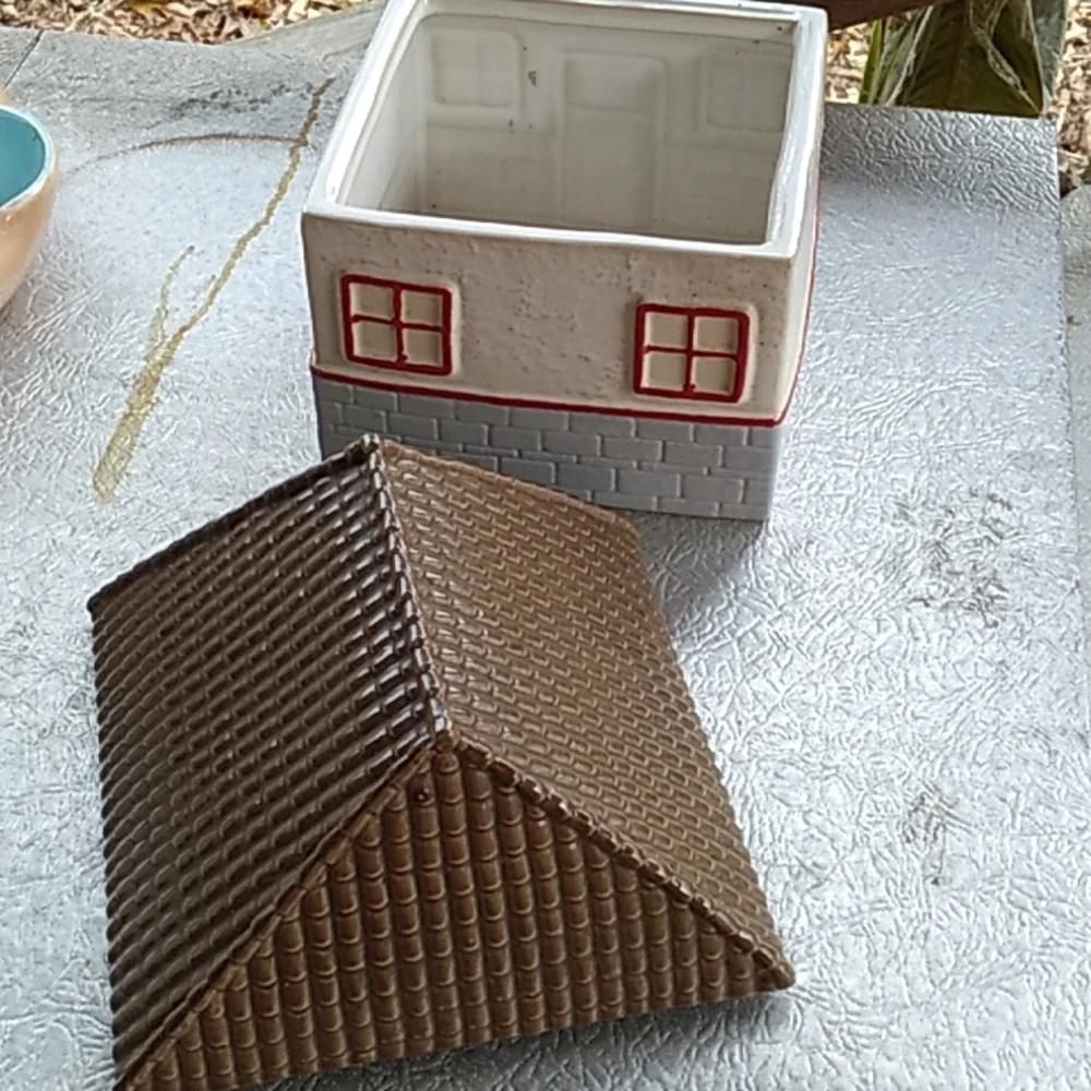 Pottery barn farmhouse shabby chic cookie jar